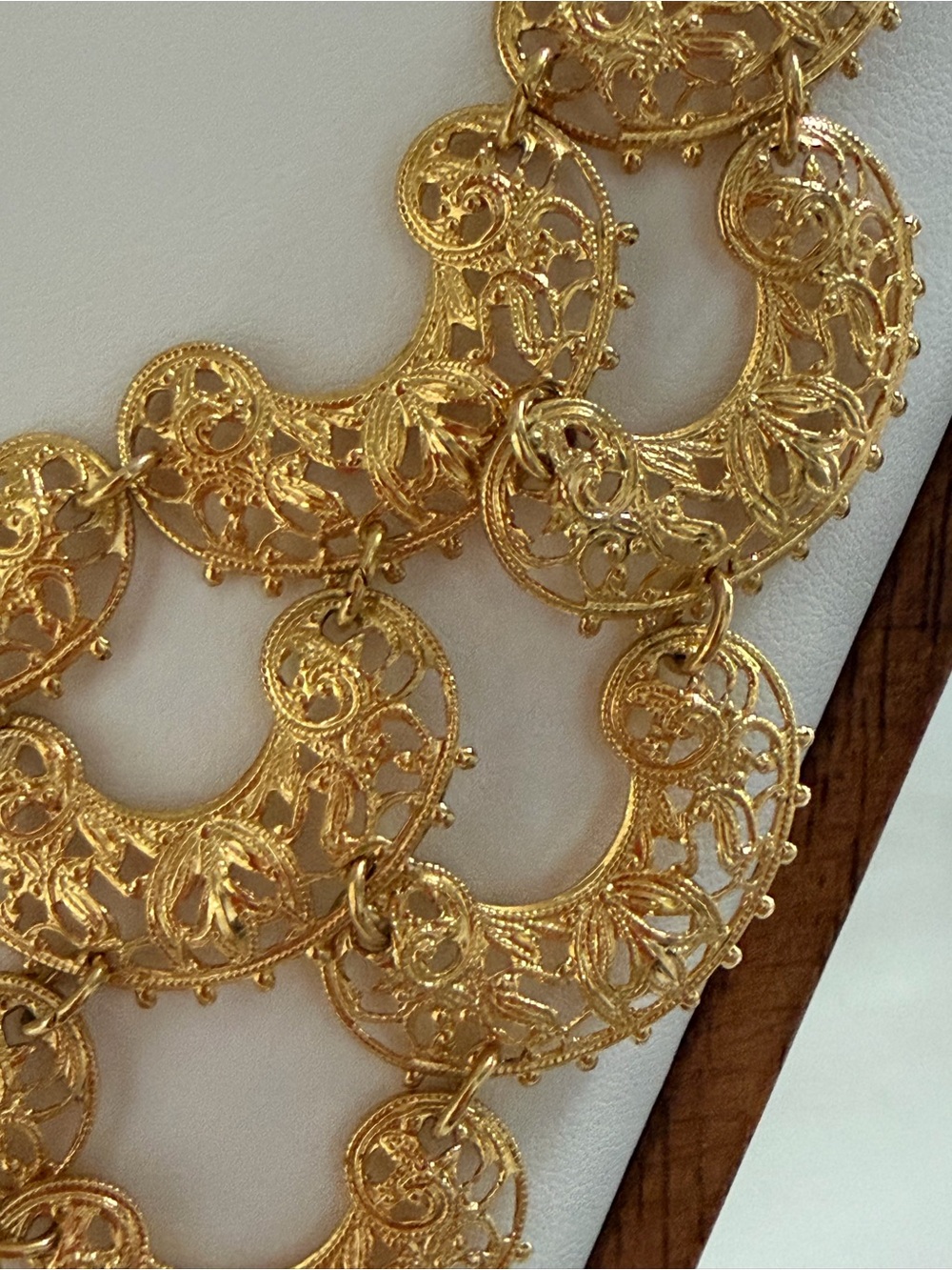 Excellent Condition- Vintage Vendome Necklace - Picture 4 of 8